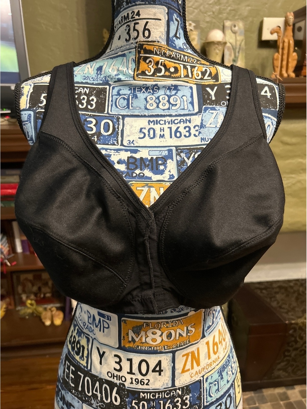 Glamorise Black Full Coverage Bra 42DD Wireless Comfort Support
